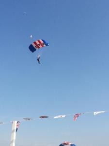 Parachute Show